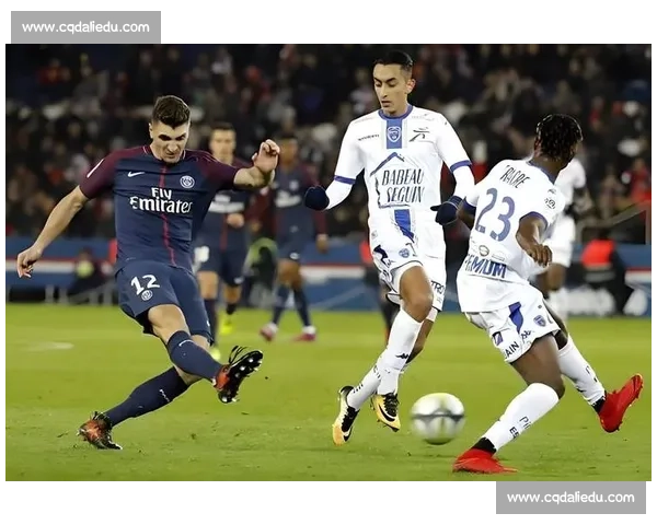 特鲁瓦主场迎战欧塞尔法乙焦点对决赛前走势与关键球员分析