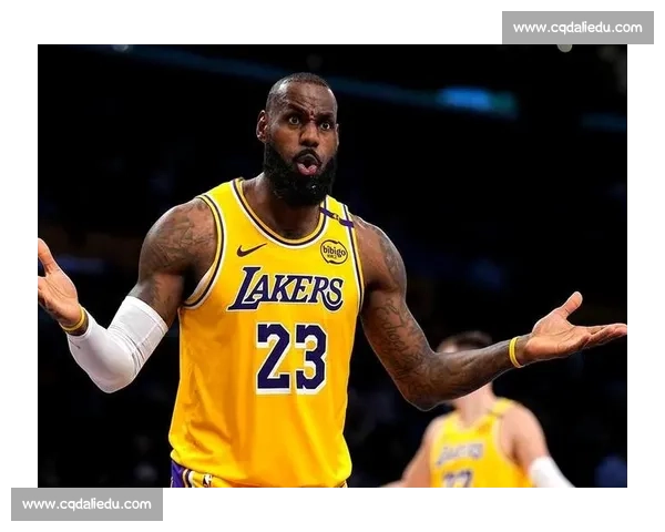 湖人鏖战国王焦点之夜 詹姆斯领衔冲击西部排名胜负走向